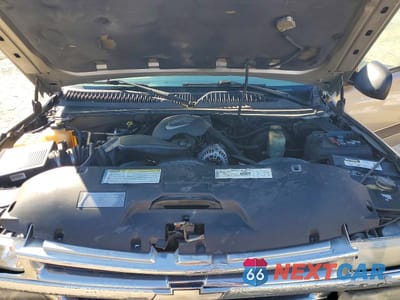 Zdjęcie 12 z 13 samochodu: 2001 CHEVROLET SUBURBAN C1500 VIN:3GNEC16T91G174318 - miniatura
