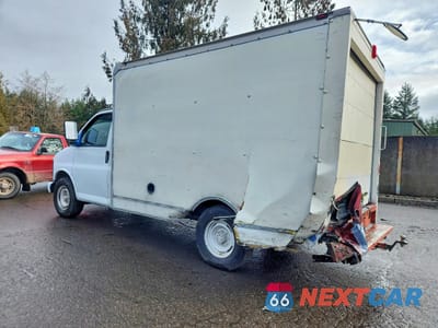 Drugie zdjęcie samochodu z przodu: 2001 GMC SAVANA PASSENGER 350 VIN:1GDHG31R311223685 - miniatura