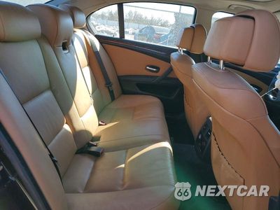Zdjęcie 10 z 11 samochodu: 2008 BMW 528 XI VIN:WBANV13558CZ54545 - miniatura