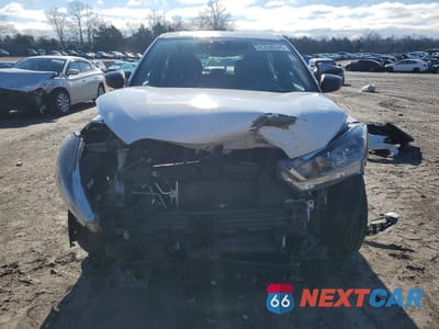 Piąte zdjęcie samochodu w środku: 2020 NISSAN KICKS S VIN:3N1CP5BV7LL544911 - miniatura