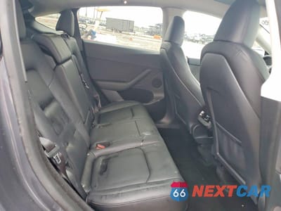 Zdjęcie 10 z 12 samochodu: 2023 TESLA MODEL Y VIN:7SAYGDEF0PF909714 - miniatura