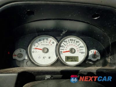 Zdjęcie 9 z 13 samochodu: 2005 FORD ESCAPE XLS VIN:1FMYU02Z05KC43785 - miniatura