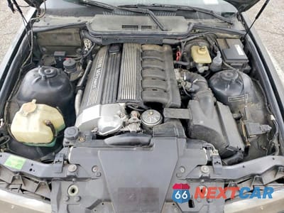 Zdjęcie 11 z 11 samochodu: 1995 BMW M3 VIN:WBSBF9326SEH00468 - miniatura