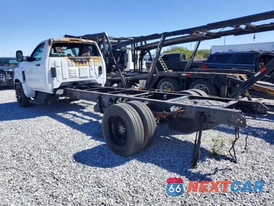 Drugie zdjęcie samochodu z przodu: 2023 CHEVROLET SILVERADO MEDIUM DUTY VIN:1HTKHPVK3PH565720 - miniatura