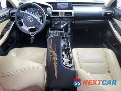 Zdjęcie 8 z 11 samochodu: 2015 LEXUS IS 250 BASE VIN:JTHBF1D22F5058730 - miniatura