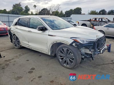 Czwarte zdjęcie samochodu z boku: 2020 INFINITY QX50 ESSENTIAL VIN:3PCAJ5M35LF119042 - miniatura