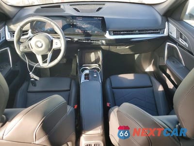 Zdjęcie 8 z 13 samochodu: 2024 BMW X1 XDRIVE28I VIN:WBX73EF09R5Z44005 - miniatura