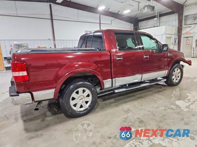 Trzecie zdjęcie samochodu z tyłu: 2006 LINCOLN TOWNHOUSE MARK LT VIN:5LTPW18596FJ13791 - miniatura