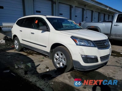 Czwarte zdjęcie samochodu z boku: 2013 CHEVROLET TRAVERSE LS VIN:1GNKRFKD3DJ162939 - miniatura