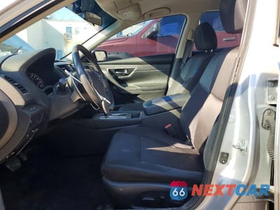 Zdjęcie 7 z 13 samochodu: 2016 NISSAN ALTIMA 2.5 SR VIN:1N4AL3AP1GC283435 - miniatura