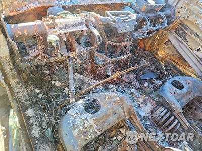 Zdjęcie 8 z 11 samochodu: 2016 JEEP CHEROKEE SPORT VIN:1C4PJMAB4GW313823 - miniatura