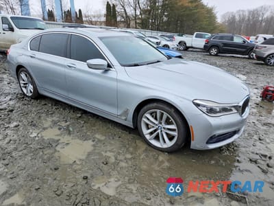 Czwarte zdjęcie samochodu z boku: 2016 BMW 750 XI VIN:WBA7F2C56GG416813 - miniatura