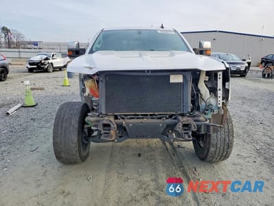 Piąte zdjęcie samochodu w środku: 2016 CHEVROLET SILVERADO K1500 LT VIN:3GCUKREC4GG248793 - miniatura