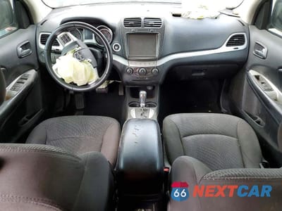 Zdjęcie 8 z 12 samochodu: 2017 DODGE JOURNEY VIN:3C4PDCGB0HT683635 - miniatura