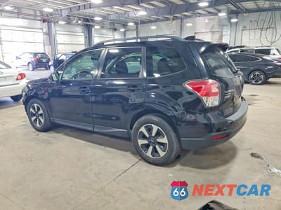 Drugie zdjęcie samochodu z przodu: 2017 SUBARU FORESTER 2.5I PREMIUM VIN:JF2SJAEC1HH411582 - miniatura