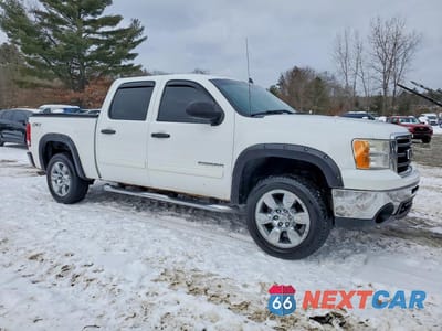 Czwarte zdjęcie samochodu z boku: 2011 GMC SIERRA K1500 SLE VIN:3GTP2VE33BG310490 - miniatura