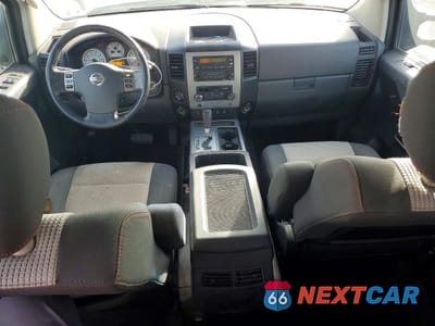 Zdjęcie 8 z 13 samochodu: 2011 NISSAN TITAN SV VIN:1N6AA0EC6BN320107 - miniatura