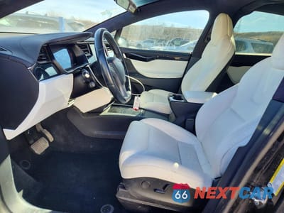 Zdjęcie 7 z 15 samochodu: 2019 TESLA MODEL X VIN:5YJXCDE22KF180691 - miniatura