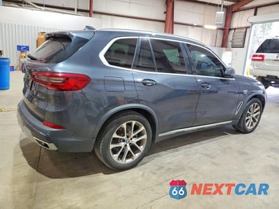 Trzecie zdjęcie samochodu z tyłu: 2019 BMW X5 XDRIVE40I VIN:5UXCR6C59KLL01556 - miniatura