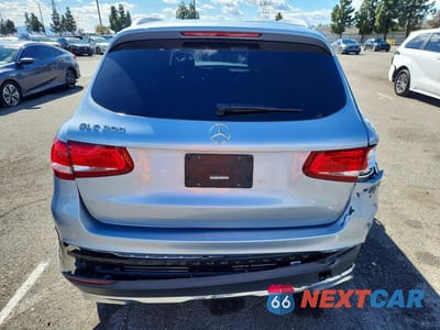Zdjęcie 6 z 11 samochodu: 2017 MERCEDES-BENZ GLC 300 VIN:WDC0G4JB3HV010288 - miniatura