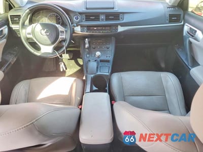 Zdjęcie 8 z 11 samochodu: 2012 LEXUS CT 200 VIN:JTHKD5BH9C2058435 - miniatura