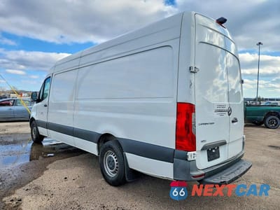 Trzecie zdjęcie samochodu z tyłu: 2022 MERCEDES BENZ SPRINTER 2500 DELIVERY VAN VIN:W1Y40CHY9NT110432 - miniatura