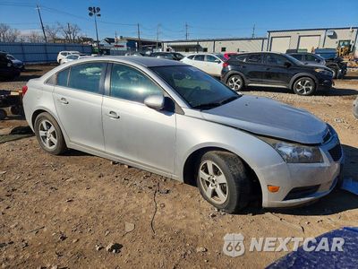 Czwarte zdjęcie samochodu z boku: 2014 CHEVROLET CRUZE LT VIN:1G1PC5SB9E7384465 - miniatura
