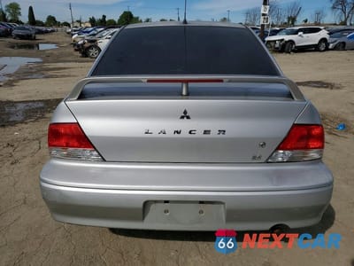 Zdjęcie 6 z 12 samochodu: 2002 MITSUBISHI LANCER ES VIN:JA3AJ26E82U083932 - miniatura