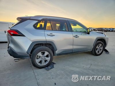 Trzecie zdjęcie samochodu z tyłu: 2022 TOYOTA RAV4 HYBRID XLE VIN:4T3RWRFV3NU075775 - miniatura