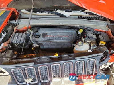 Zdjęcie 12 z 13 samochodu: 2017 JEEP RENEGADE LATITUDE VIN:ZACCJBBB6HPF30144 - miniatura