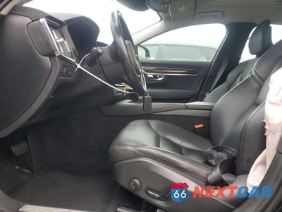 Zdjęcie 7 z 13 samochodu: 2018 VOLVO S90 T6 MOMENTUM VIN:LVY992MK4JP024517 - miniatura