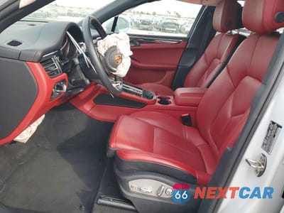 Zdjęcie 7 z 13 samochodu: 2025 PORSCHE MACAN S VIN:WP1AG2A57SLB40259 - miniatura