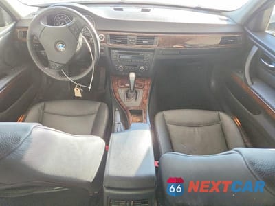 Zdjęcie 8 z 12 samochodu: 2008 BMW 328 VIN:WBAVC935X8K042830 - miniatura