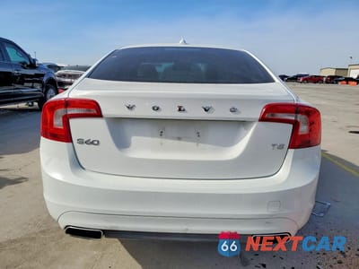 Zdjęcie 6 z 11 samochodu: 2014 VOLVO S60 T5 VIN:YV1612FS7E2278444 - miniatura