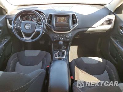Zdjęcie 8 z 12 samochodu: 2014 JEEP CHEROKEE LATITUDE VIN:1C4PJLCB9EW157816 - miniatura
