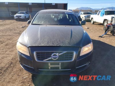 Piąte zdjęcie samochodu w środku: 2010 VOLVO S80 VIN:YV1992AH5A1122663 - miniatura