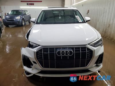 Piąte zdjęcie samochodu w środku: 2022 AUDI Q3 PREMIUM S LINE 45 VIN:WA1DECF30N1005409 - miniatura