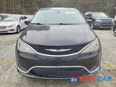 Piąte zdjęcie samochodu w środku: 2018 CHRYSLER PACIFICA TOURING PLUS VIN:2C4RC1FG0JR102267 - miniatura