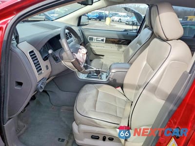 Zdjęcie 7 z 14 samochodu: 2010 LINCOLN MKX VIN:2LMDJ6JCXABJ09334 - miniatura