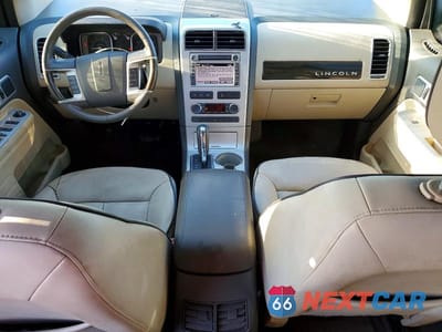 Zdjęcie 8 z 12 samochodu: 2008 LINCOLN MKX VIN:2LMDU88C68BJ38137 - miniatura