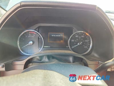Zdjęcie 9 z 12 samochodu: 2019 FORD F450 SUPER DUTY VIN:1FT8W4DT3KED81314 - miniatura