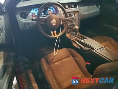 Zdjęcie 8 z 11 samochodu: 2010 FORD MUSTANG VIN:1ZVBP8AN8A5140652 - miniatura