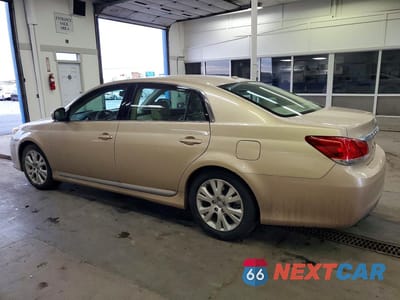 Drugie zdjęcie samochodu z przodu: 2011 TOYOTA AVALON BASE VIN:4T1BK3DB6BU408297 - miniatura