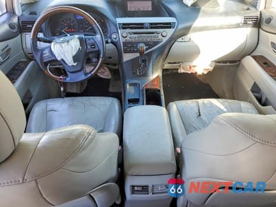 Zdjęcie 8 z 13 samochodu: 2010 LEXUS RX 350 VIN:JTJZK1BA9A2002815 - miniatura