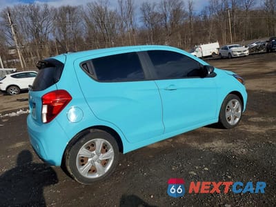Trzecie zdjęcie samochodu z tyłu: 2021 CHEVROLET SPARK LS VIN:KL8CB6SA8MC742837 - miniatura
