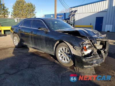 Czwarte zdjęcie samochodu z boku: 2012 CHRYSLER 300 S VIN:2C3CCAGG2CH115930 - miniatura