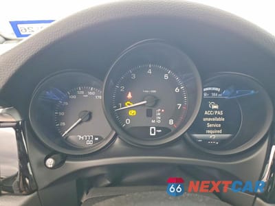 Zdjęcie 9 z 13 samochodu: 2023 PORSCHE MACAN BASE VIN:WP1AA2A54PLB02657 - miniatura