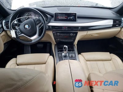 Zdjęcie 8 z 12 samochodu: 2018 BMW X5 XDR40E VIN:5UXKT0C58J0W01051 - miniatura