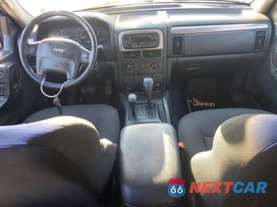 Zdjęcie 8 z 13 samochodu: 2002 JEEP GRAND CHEROKEE LAREDO VIN:1J4GW48S82C178860 - miniatura
