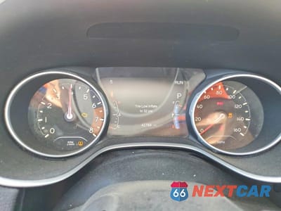 Zdjęcie 9 z 13 samochodu: 2018 JEEP COMPASS LATITUDE VIN:3C4NJCBB5JT256996 - miniatura